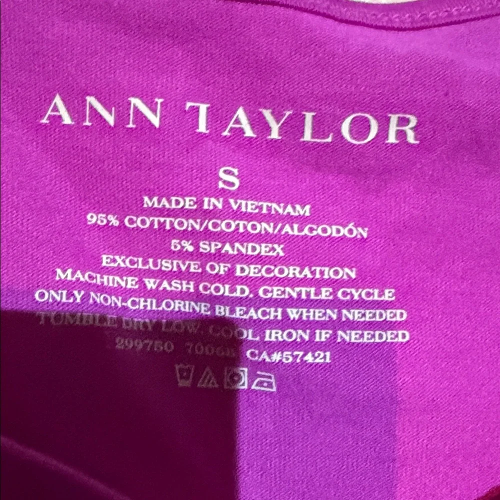Ann Taylor 2 tanks lace Trim Scoop Neck Tank - Picture 2 of 7